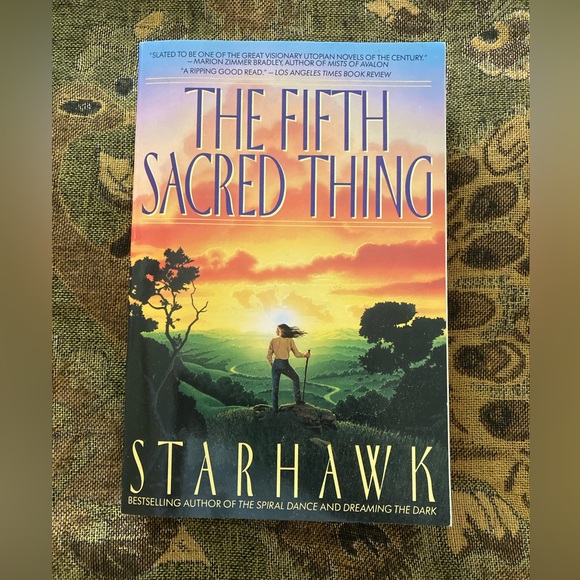*New ~ THE FIFTH SACRED THING ~ Novel by STARHAWK - Picture 1 of 14